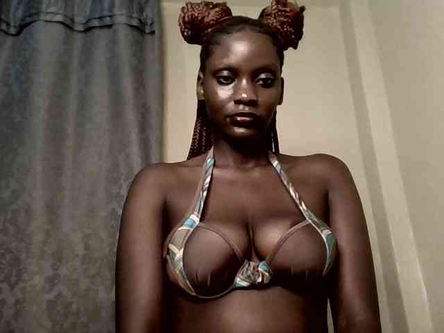 HornyCleo webcam