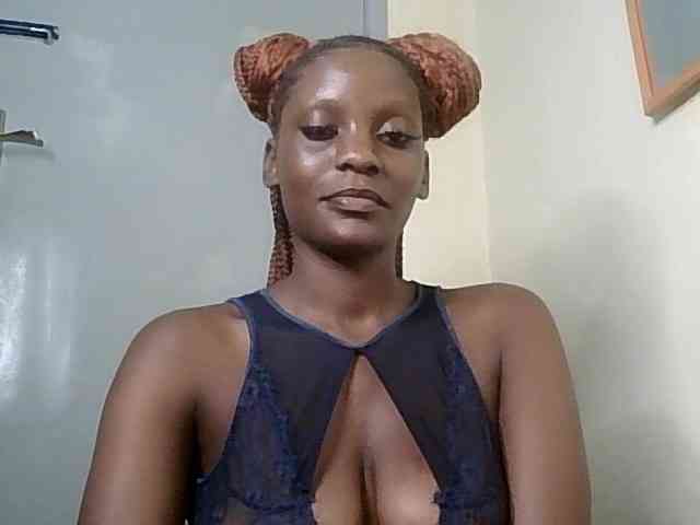 HornyCleo webcam