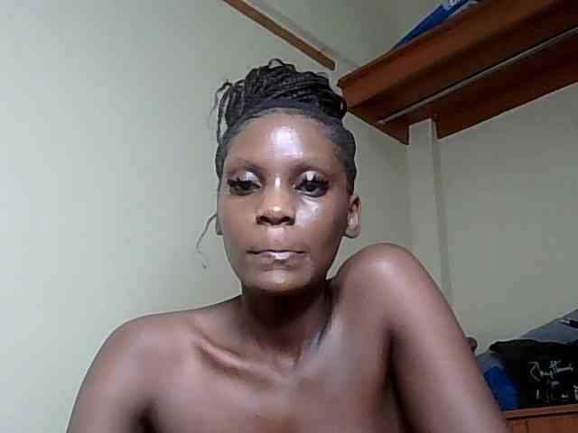 HornyCleo webcam