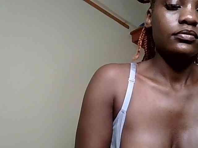 HornyCleo HornyCleo