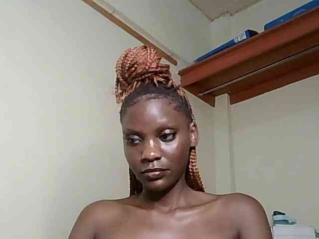 HornyCleo HornyCleo
