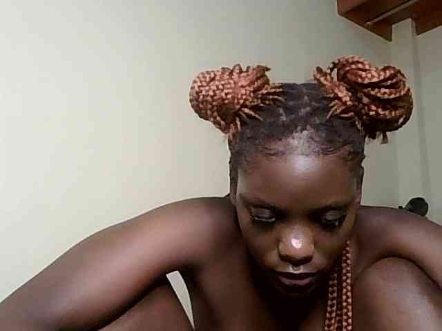 HornyCleo webcam