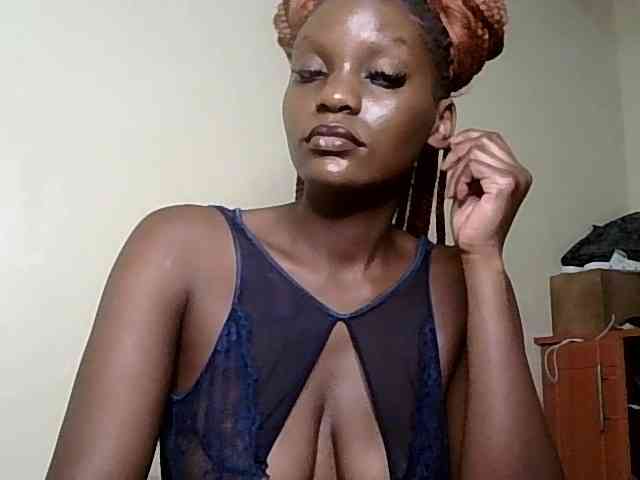 HornyCleo webcam