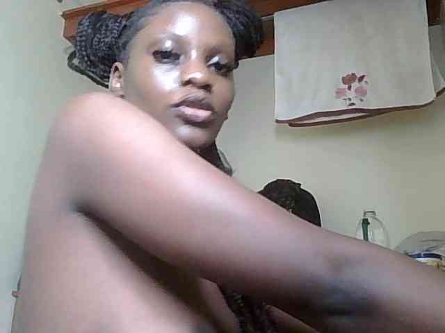 HornyCleo webcam