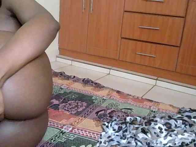 HornyCleo webcam