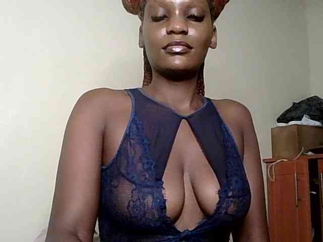 HornyCleo webcam