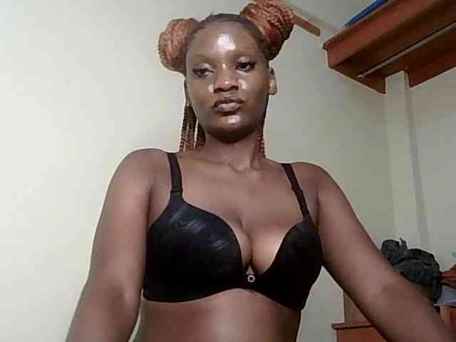 HornyCleo webcam