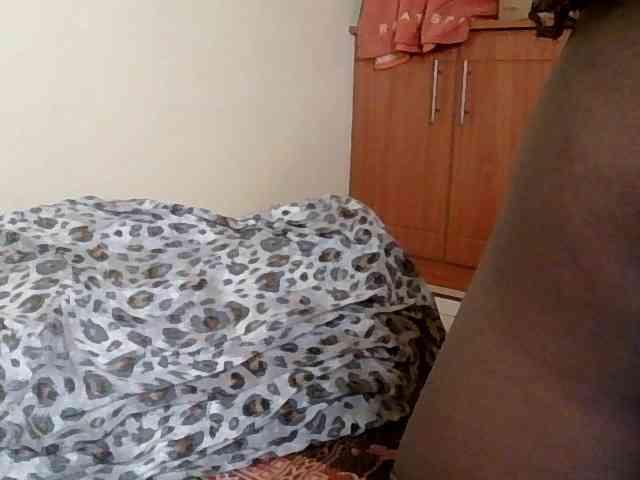 HornyCleo