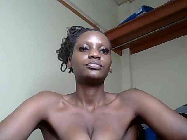 HornyCleo webcam