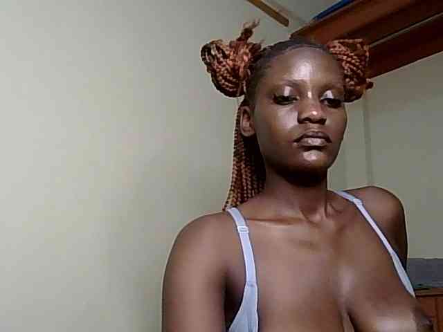 HornyCleo webcam