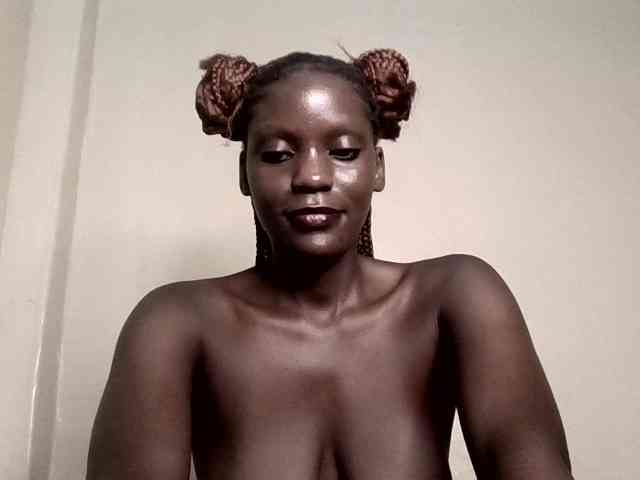 HornyCleo webcam