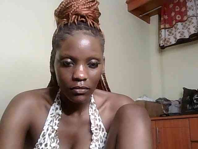 HornyCleo webcam