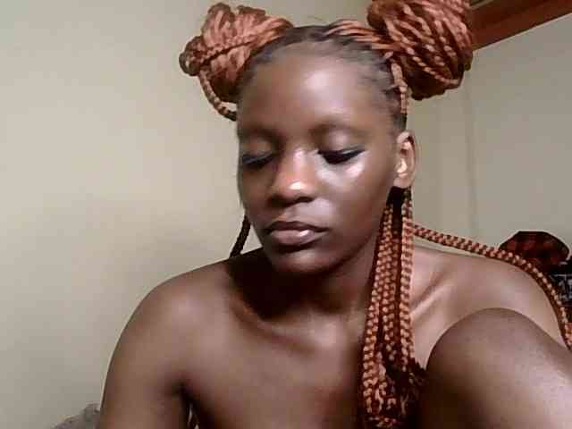 HornyCleo HornyCleo