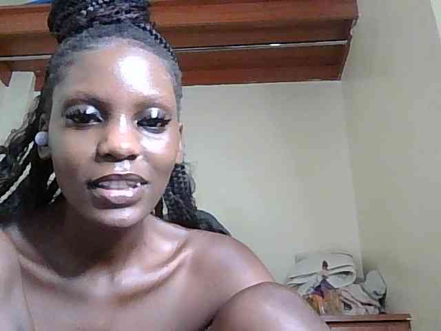 HornyCleo webcam
