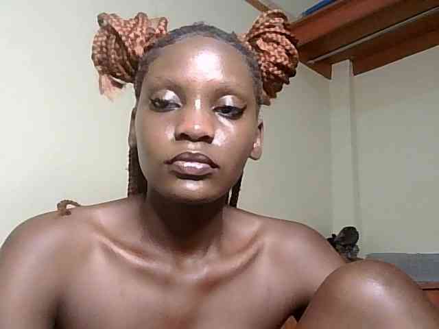 HornyCleo webcam