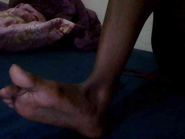 HornyCleo webcam