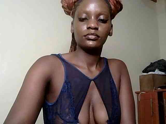 HornyCleo webcam