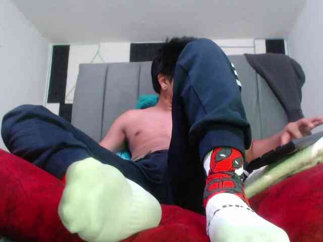 adonislatin19 adonislatin19