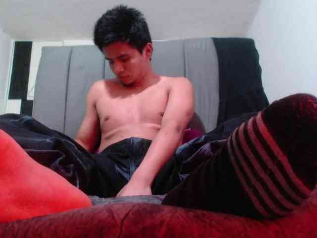 adonislatin19 adonislatin19