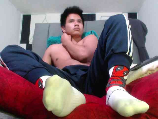 adonislatin19 adonislatin19