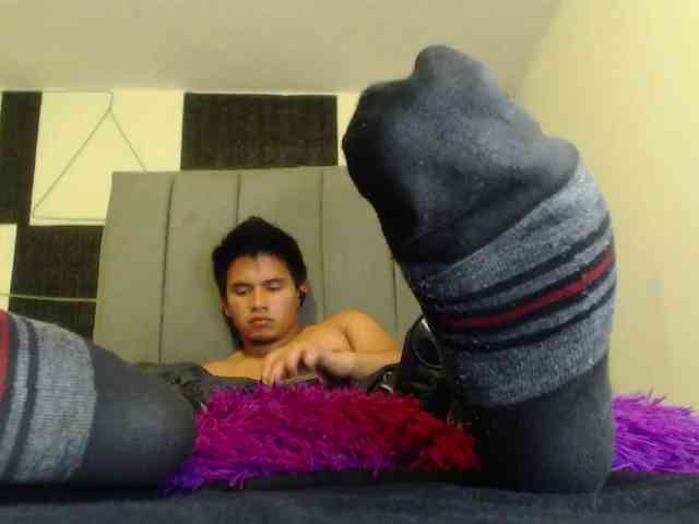 adonislatin19 adonislatin19