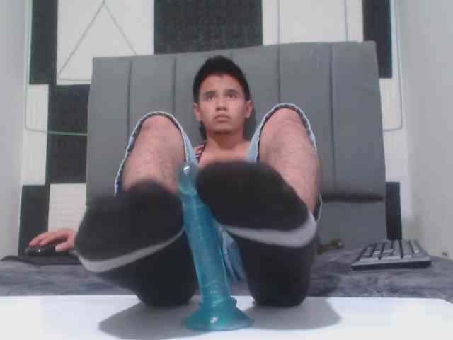 adonislatin19