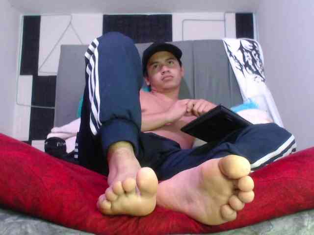 adonislatin19