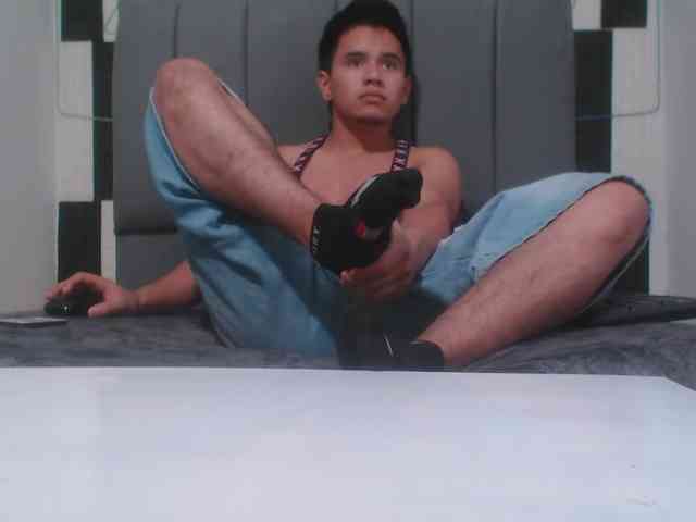 adonislatin19