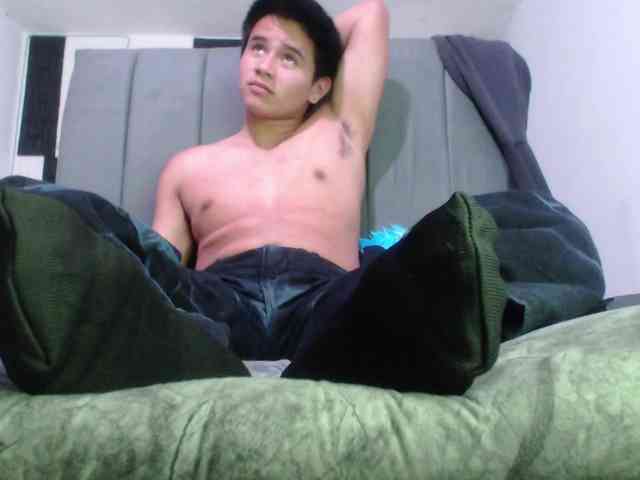 adonislatin19