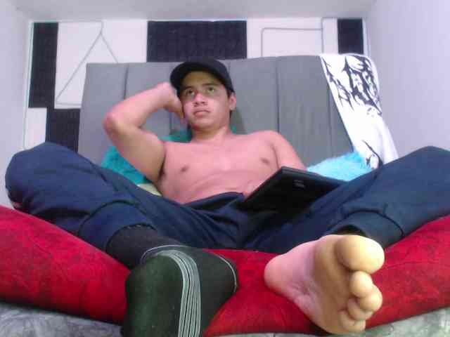 adonislatin19