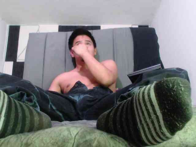 adonislatin19 adonislatin19