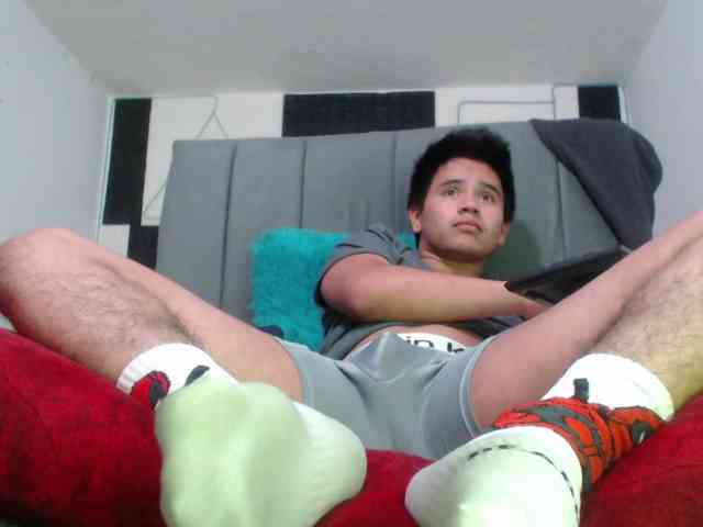 adonislatin19 adonislatin19