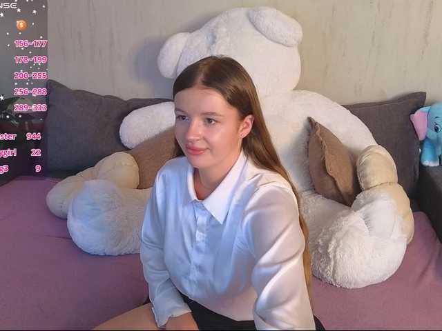 Rosalinelov live cam on BongaCams
