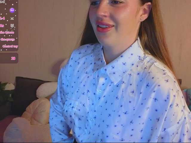 RosalineLov's BongaCams show and profile