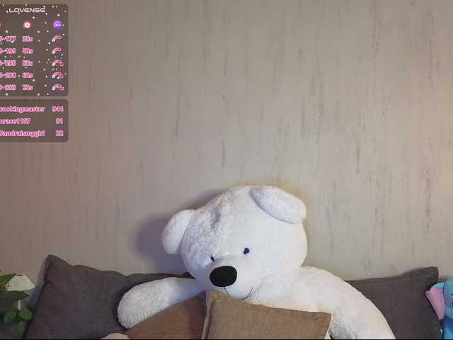 Rosalinelov live cam on BongaCams