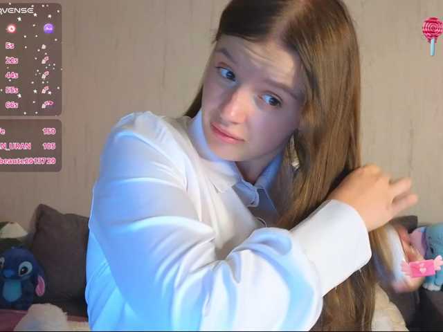 Rosalinelov live cam on BongaCams