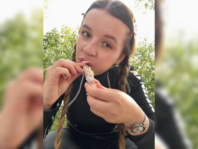 Rosalinelov live cam on BongaCams