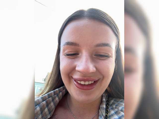 Rosalinelov live cam on BongaCams
