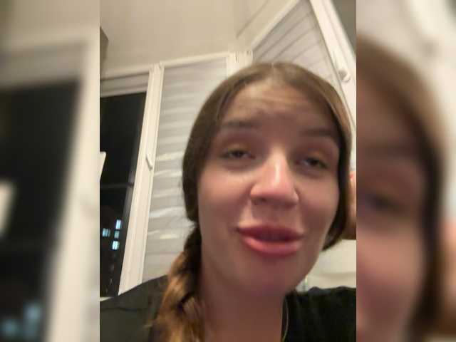 Rosalinelov live cam on BongaCams