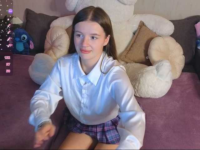 Rosalinelov live cam on BongaCams