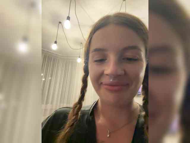 RosalineLov webcam