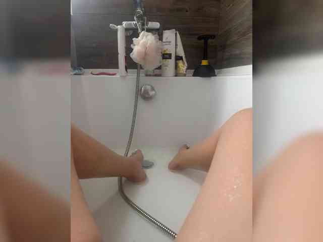 RosalineLov webcam