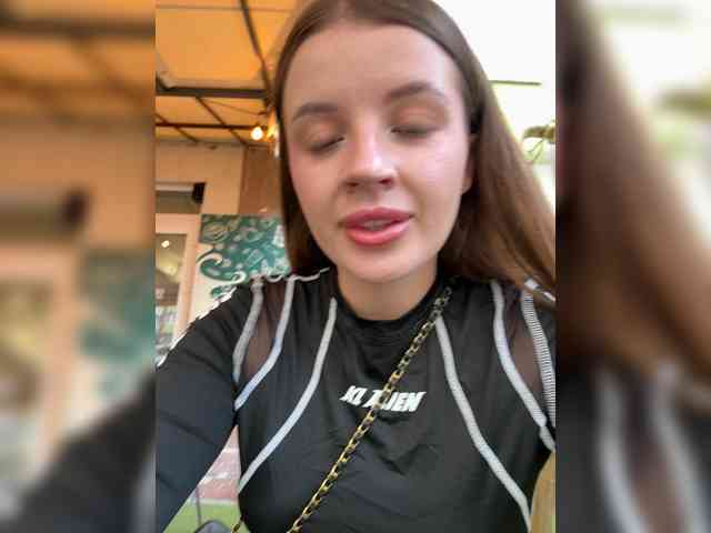 RosalineLov webcam