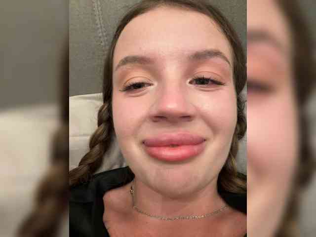 RosalineLov webcam