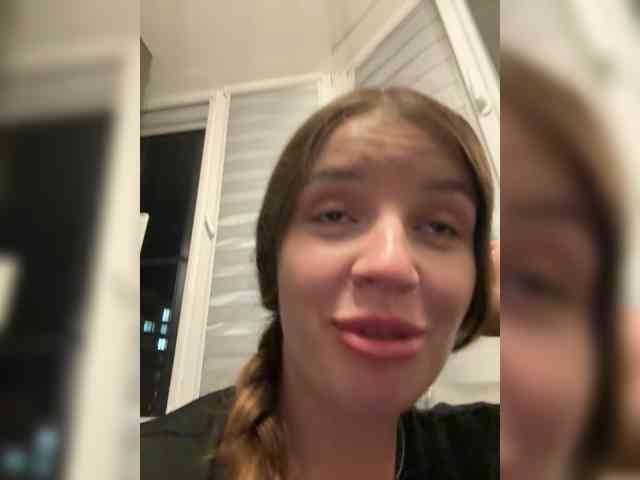 RosalineLov webcam