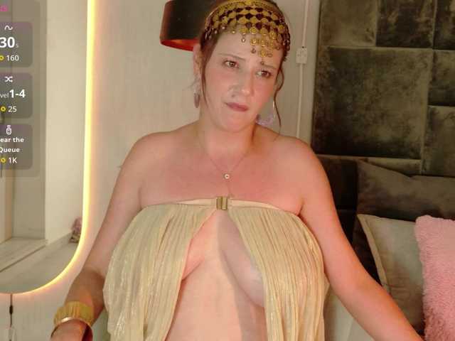 Adriana-gold
