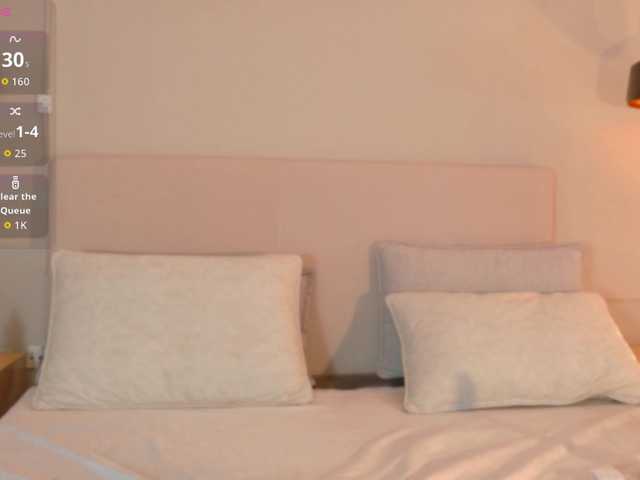 Adriana-gold live cam preview