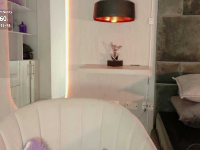 Adriana-gold live cam on BongaCams