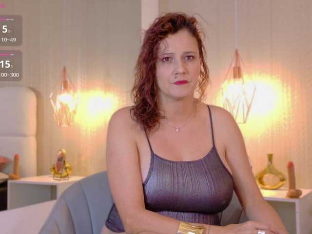 Adriana-gold