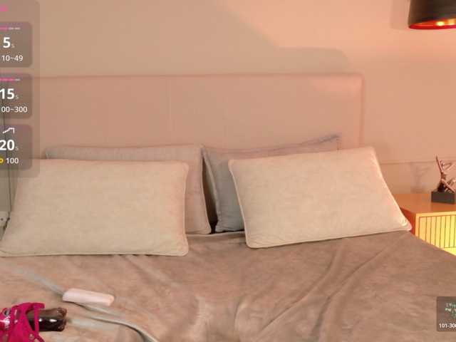 Adriana-gold live cam preview
